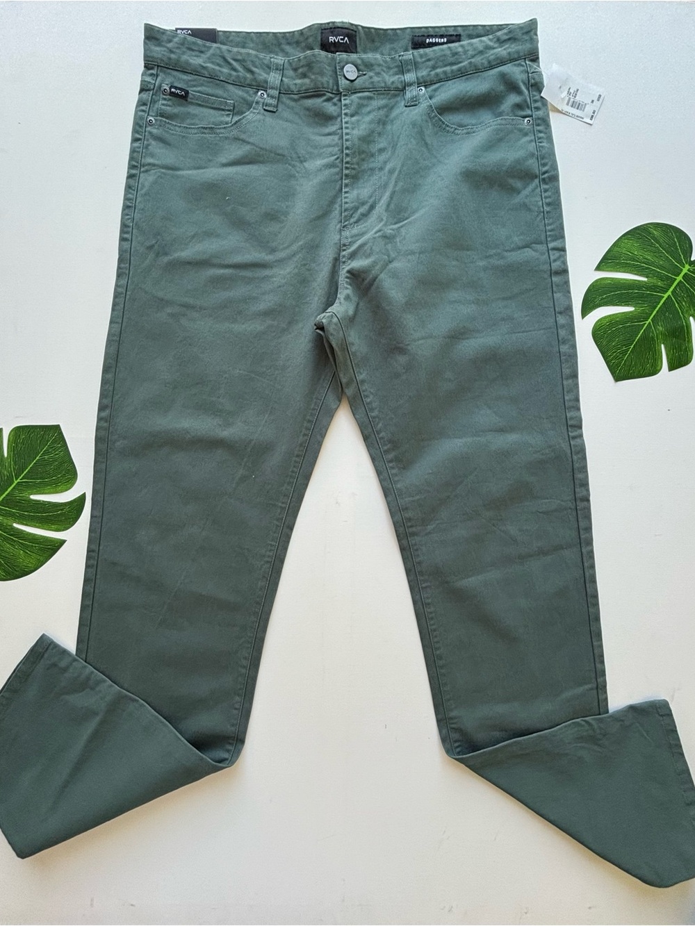 🌴RVCA Daggers Pants🌴